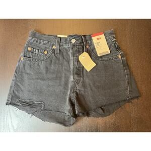 NWT Women’s Levi’s 501 button fly shorts, Distressed Black, Size 25